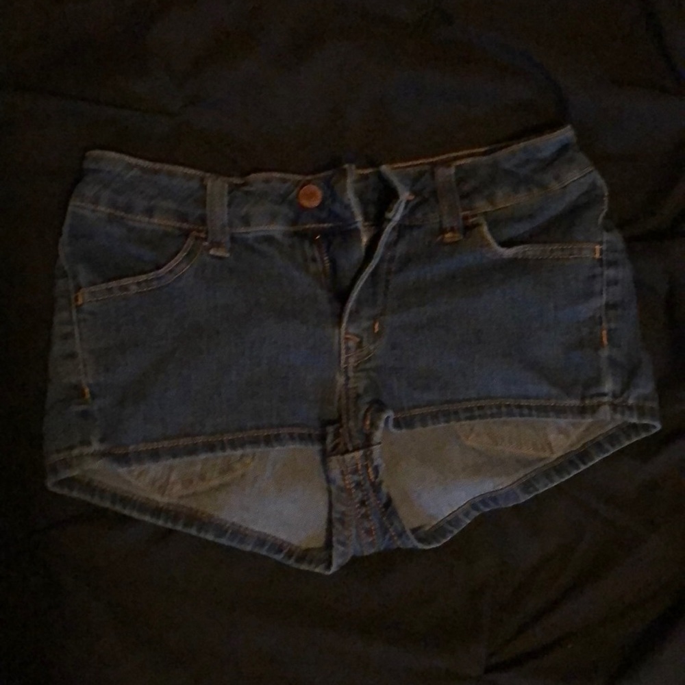 Divided (by H&M) short shorts